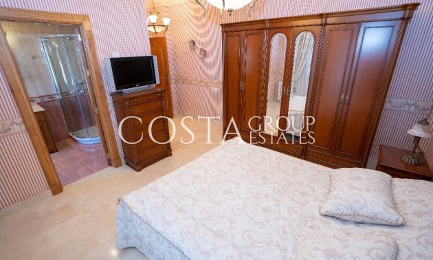 Odsprzedaż - Willa -
Orihuela Costa - Campoamor