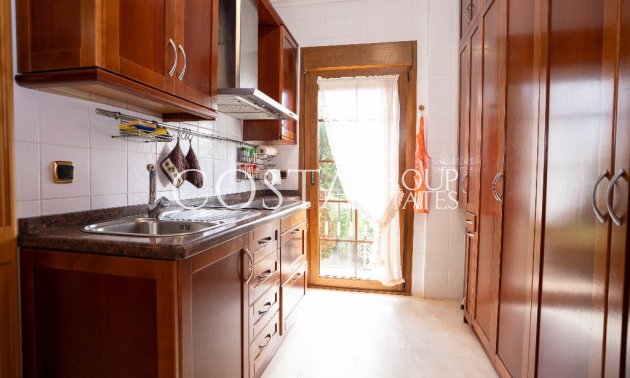 Odsprzedaż - Willa -
Orihuela Costa - Campoamor