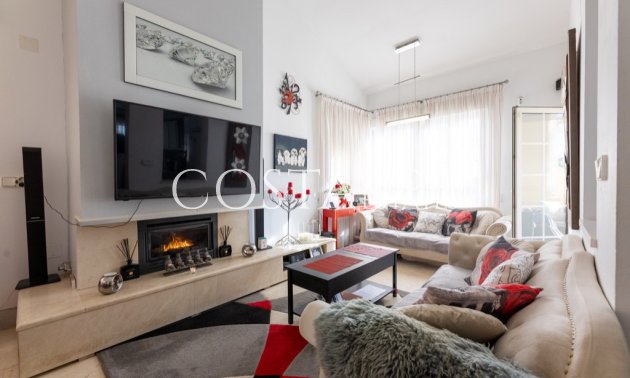 Odsprzedaż - Willa -
Orihuela Costa - Las Ramblas Golf