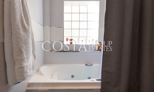 Odsprzedaż - Willa -
Orihuela Costa - Las Ramblas Golf