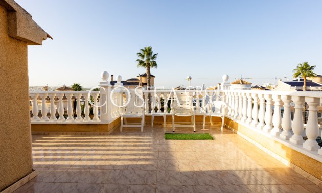 Odsprzedaż - Willa -
Orihuela Costa - Los Altos