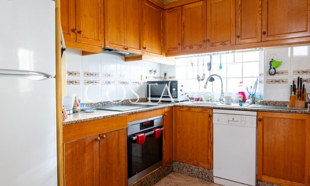 Odsprzedaż - Willa -
Orihuela Costa - Los Altos