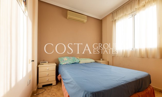 Odsprzedaż - Willa -
Orihuela Costa - Los Altos