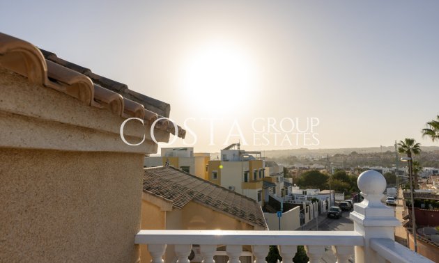 Odsprzedaż - Willa -
Orihuela Costa - Los Altos