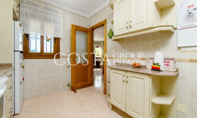 Odsprzedaż - Willa -
Orihuela Costa - Los Altos