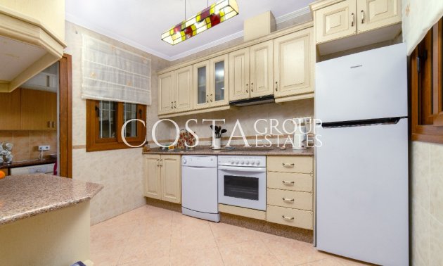 Odsprzedaż - Willa -
Orihuela Costa - Los Altos