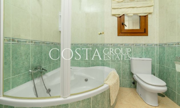 Odsprzedaż - Willa -
Orihuela Costa - Los Altos