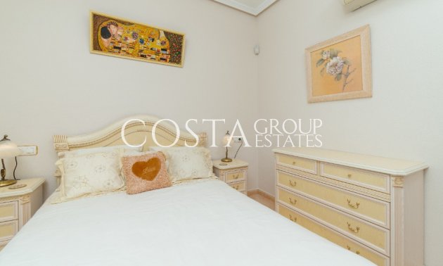 Odsprzedaż - Willa -
Orihuela Costa - Los Altos