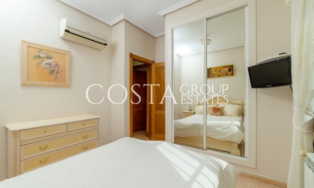 Odsprzedaż - Willa -
Orihuela Costa - Los Altos