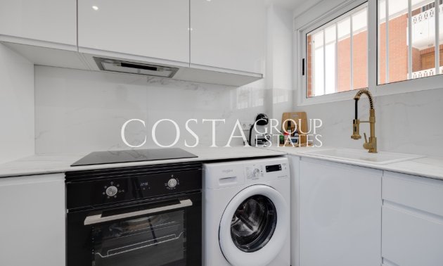 Odsprzedaż - Apartments -
Orihuela Costa - Punta Prima