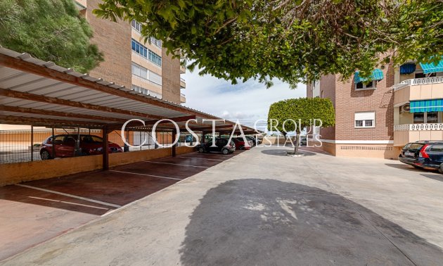 Odsprzedaż - Apartments -
Orihuela Costa - Punta Prima