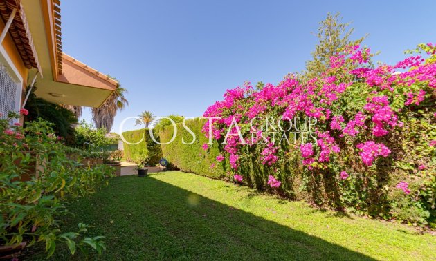 Odsprzedaż - Willa -
Orihuela Costa - Campoamor