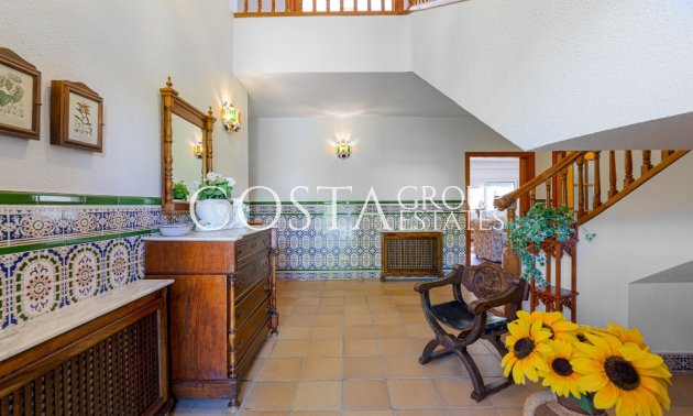 Odsprzedaż - Willa -
Orihuela Costa - Campoamor