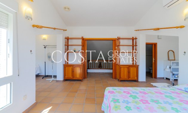 Odsprzedaż - Willa -
Orihuela Costa - Campoamor