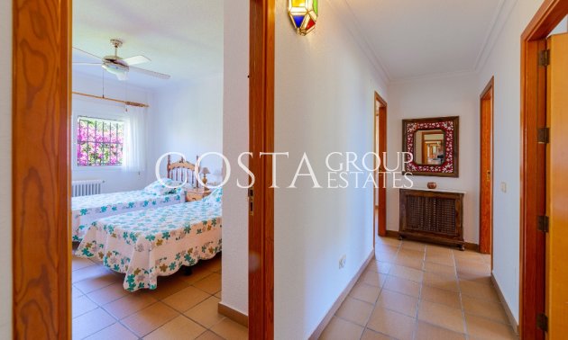 Odsprzedaż - Willa -
Orihuela Costa - Campoamor