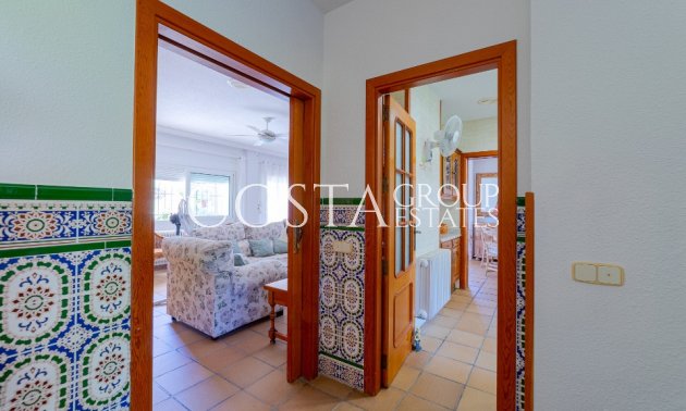 Odsprzedaż - Willa -
Orihuela Costa - Campoamor