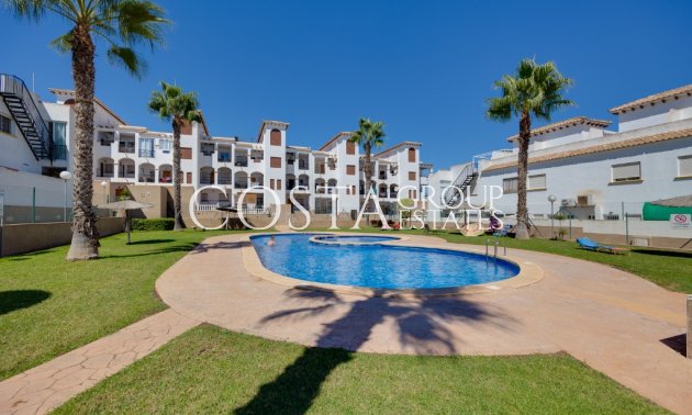 Odsprzedaż - Dom -
Orihuela Costa - Punta Prima