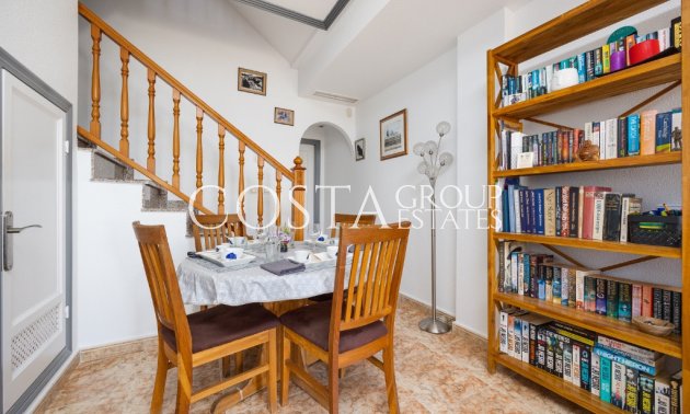 Odsprzedaż - Dom -
Orihuela Costa - Punta Prima