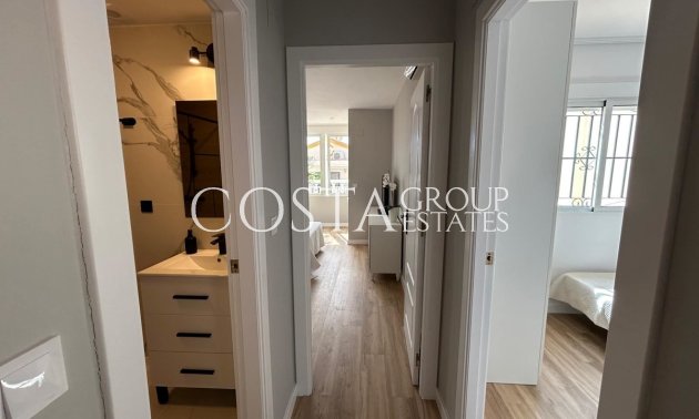 Odsprzedaż - Dom -
Orihuela Costa - La Florida