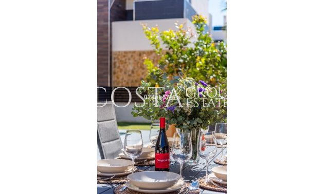 Odsprzedaż - Willa -
Orihuela Costa - Lomas De Campoamor