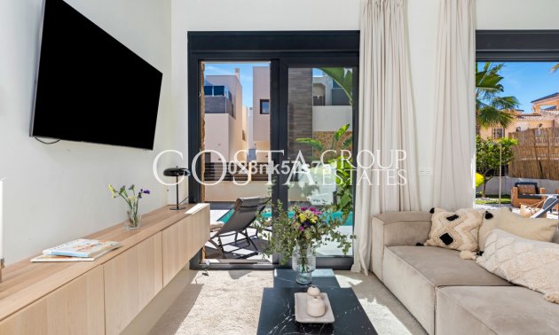 Odsprzedaż - Willa -
Orihuela Costa - Lomas De Campoamor