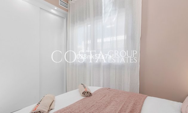 Odsprzedaż - Willa -
Orihuela Costa - Lomas De Campoamor