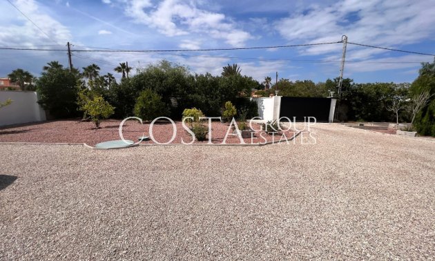 Odsprzedaż - Willa -
San Fulgencio - La Marina