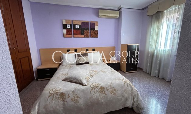 Odsprzedaż - Apartments -
Alicante City - Alicante City Centro