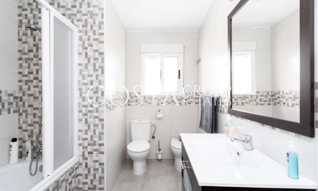 Odsprzedaż - Dom -
Los Montesinos - Los Montesinos Centro