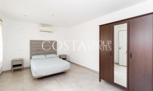 Odsprzedaż - Dom -
Los Montesinos - Los Montesinos Centro