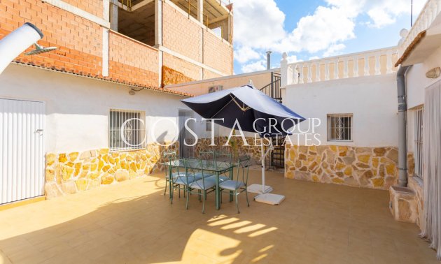 Odsprzedaż - Dom -
Los Montesinos - Los Montesinos Centro