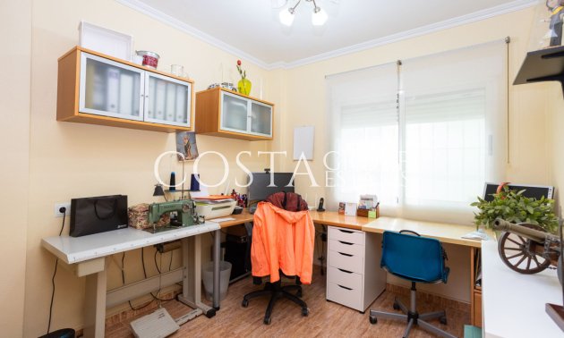 Odsprzedaż - Dom -
Los Alcazares - Los Alcazares Centro