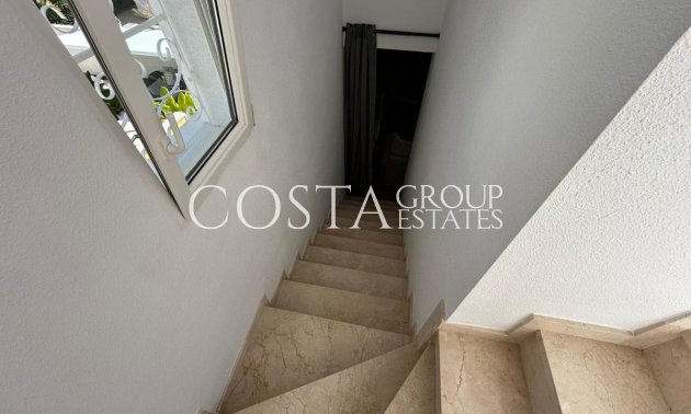 Odsprzedaż - Willa -
San Miguel de Salinas - San Miguel de Salinas Centro