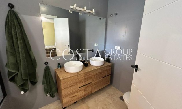 Odsprzedaż - Willa -
San Miguel de Salinas - San Miguel de Salinas Centro