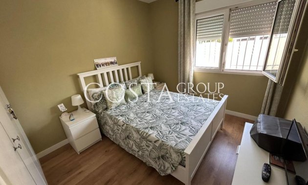 Odsprzedaż - Willa -
San Miguel de Salinas - San Miguel de Salinas Centro