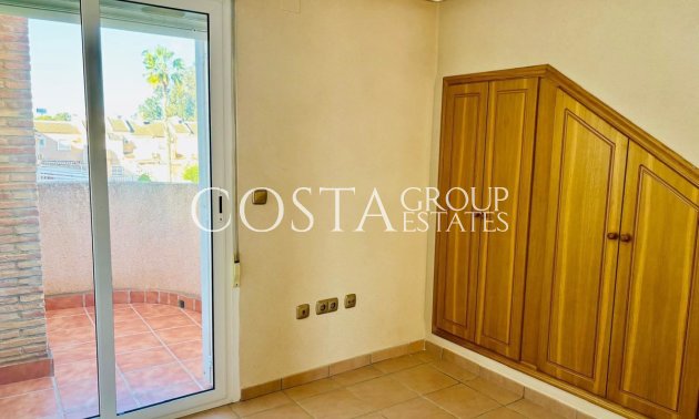 Odsprzedaż - Dom -
Orihuela Costa - Mil Palmeras