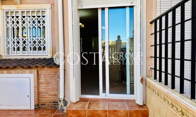 Odsprzedaż - Dom -
Orihuela Costa - Mil Palmeras