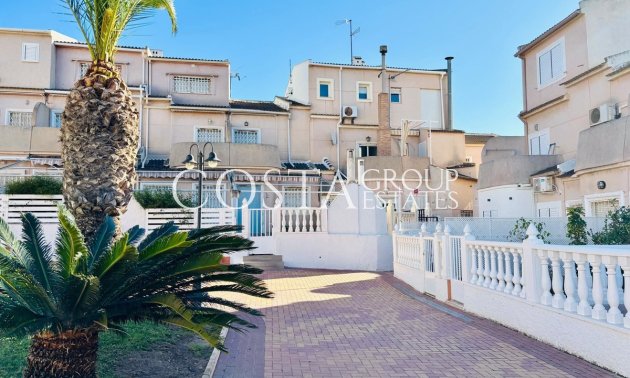 Odsprzedaż - Dom -
Orihuela Costa - Mil Palmeras