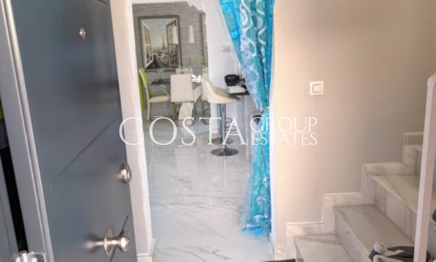 Odsprzedaż - Willa -
Orihuela Costa - Villamartin