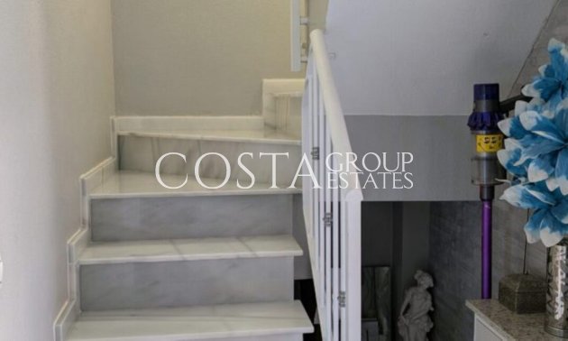 Odsprzedaż - Willa -
Orihuela Costa - Villamartin