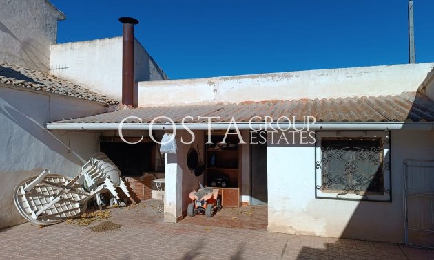 Odsprzedaż - Willa -
Yecla - Yecla Centro