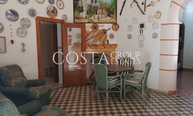 Odsprzedaż - Willa -
Yecla - Yecla Centro