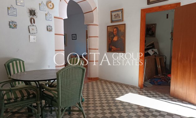 Odsprzedaż - Willa -
Yecla - Yecla Centro