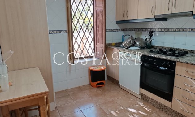 Odsprzedaż - Willa -
Yecla - Yecla Centro