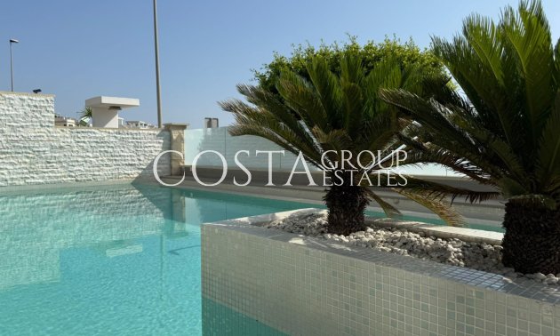 Odsprzedaż - Willa -
San Miguel de Salinas - San Miguel de Salinas Centro