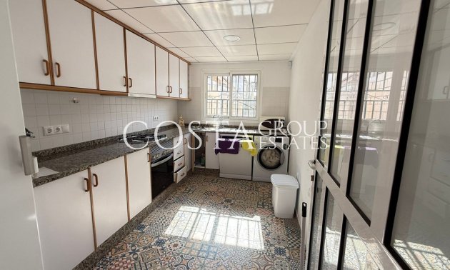 Odsprzedaż - Willa -
Torrevieja