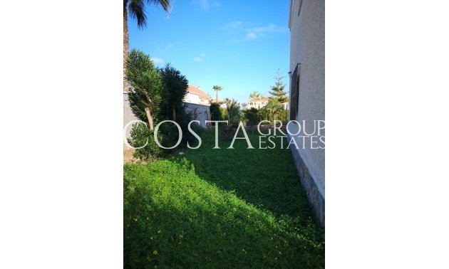 Odsprzedaż - Willa -
Orihuela Costa - La Zenia