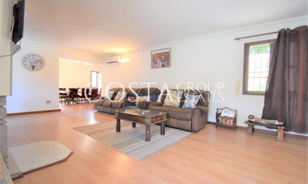 Odsprzedaż - Willa -
Orihuela Costa - Villamartin