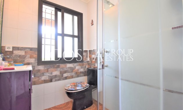 Odsprzedaż - Willa -
Orihuela Costa - Villamartin