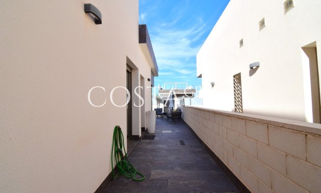 Odsprzedaż - Willa -
Orihuela Costa - Villamartin